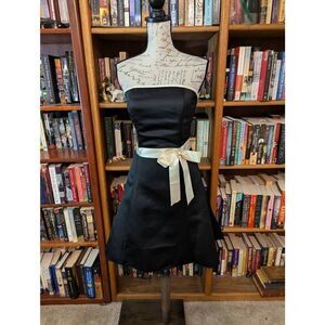 New JESSICA McClintock GUNNE SAX Dress Vintage Strapless Fit & Flair Formal 5 Jr